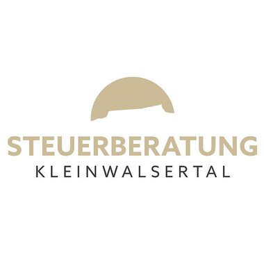 A simple logo for tax consulting in Kleinwalsertal. It features the lettering "TAX CONSULTING KLEINWALSERTAL" in a modern design. | © lang_background_wide_22-2 Logo