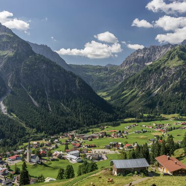 © Kleinwalsertal Tourismus eGen • Photographer: Steffen Berschin 